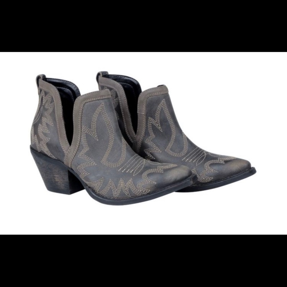 Myra Hunky Booties - Picture 3 of 7